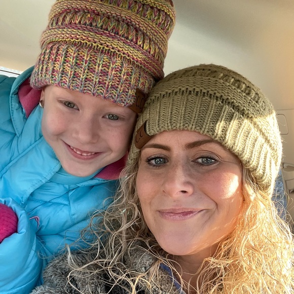 Meet your Posher, Kristl. - Picture 2 of 3